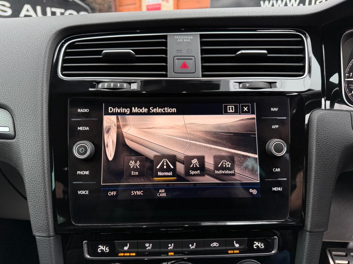 Used Volkswagen Golf 2019 for sale - 77336271: Photo 27