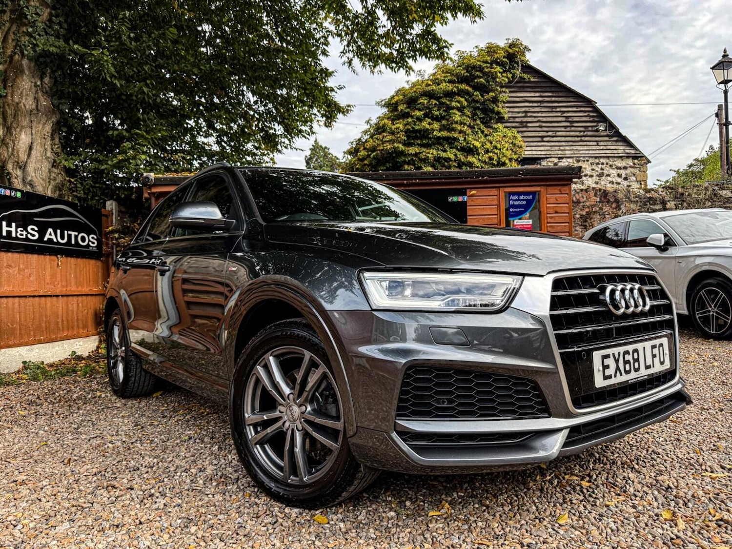 Used Audi Q3 2018 for sale - 76186668: Photo 1