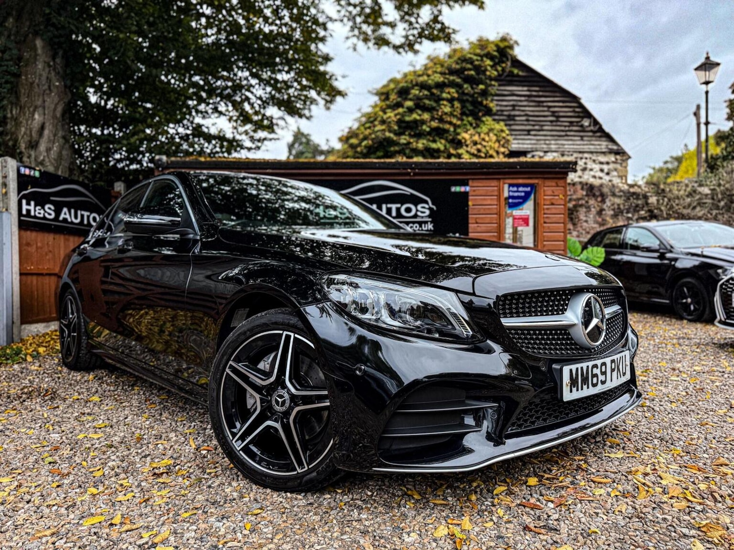 Used Mercedes-Benz C Class 2020 for sale - 76583305: Photo 1