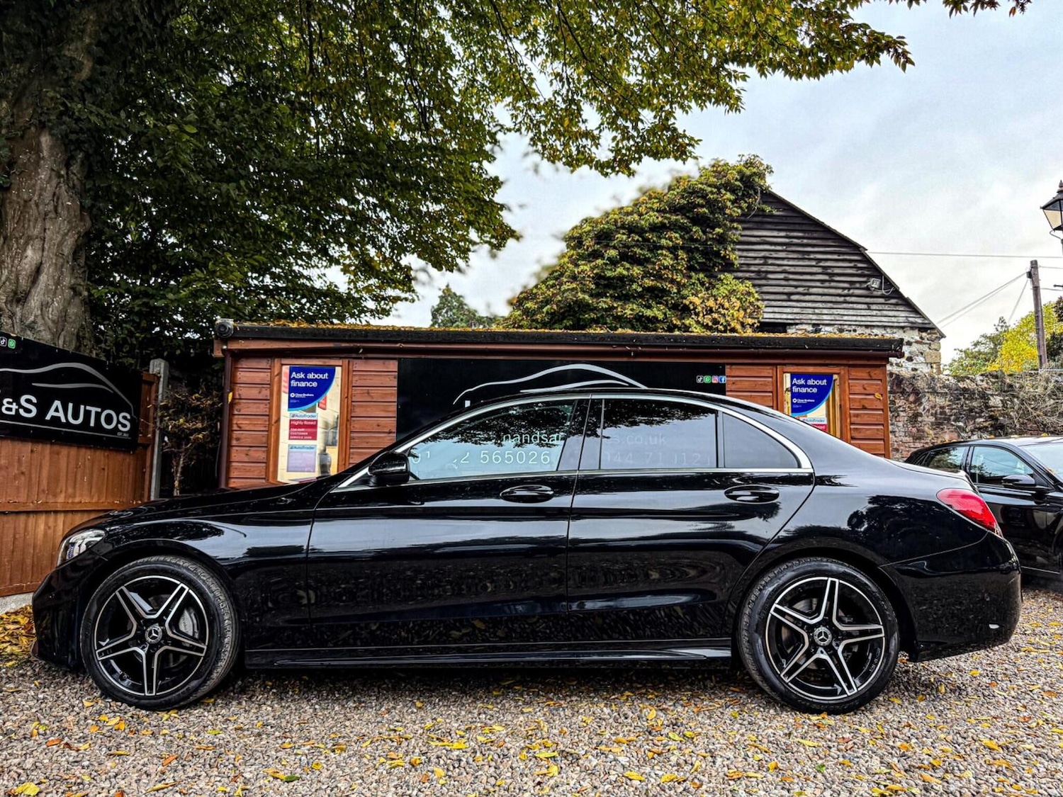 Used Mercedes-Benz C Class 2020 for sale - 76583305: Photo 12