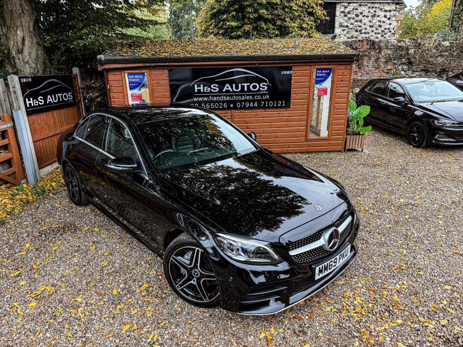 Used Mercedes-Benz C Class 2020 for sale - 76583305: Photo 3