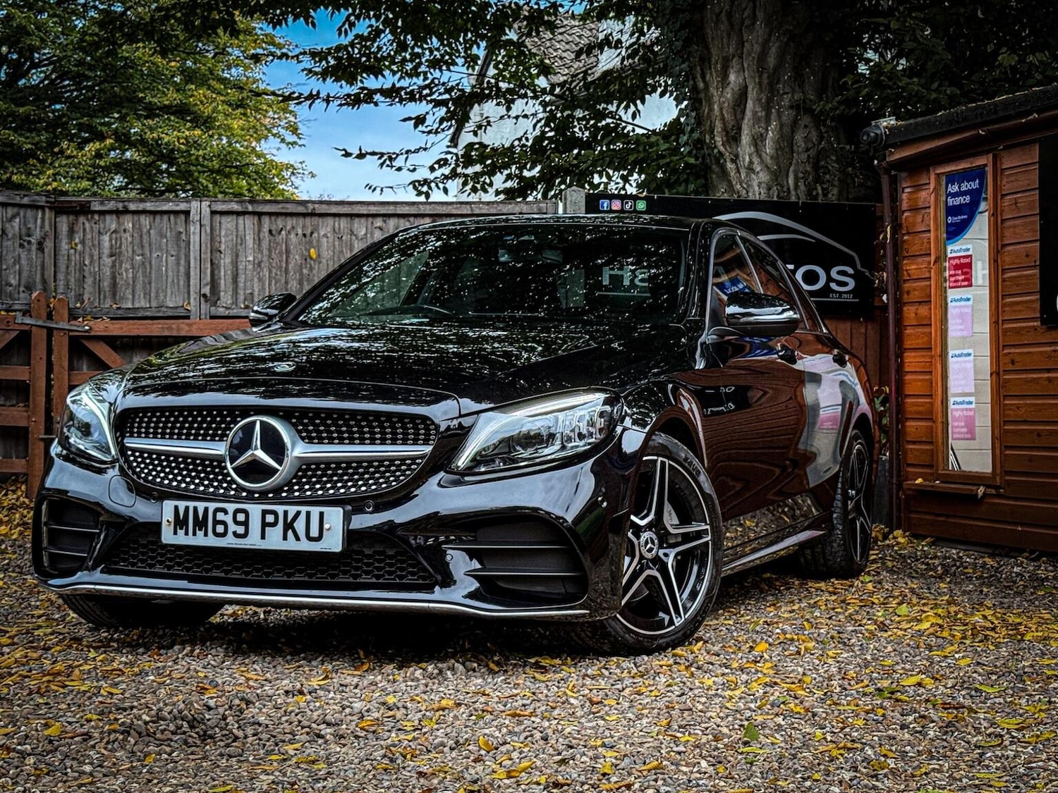 Used Mercedes-Benz C Class 2020 for sale - 76583305: Photo 4