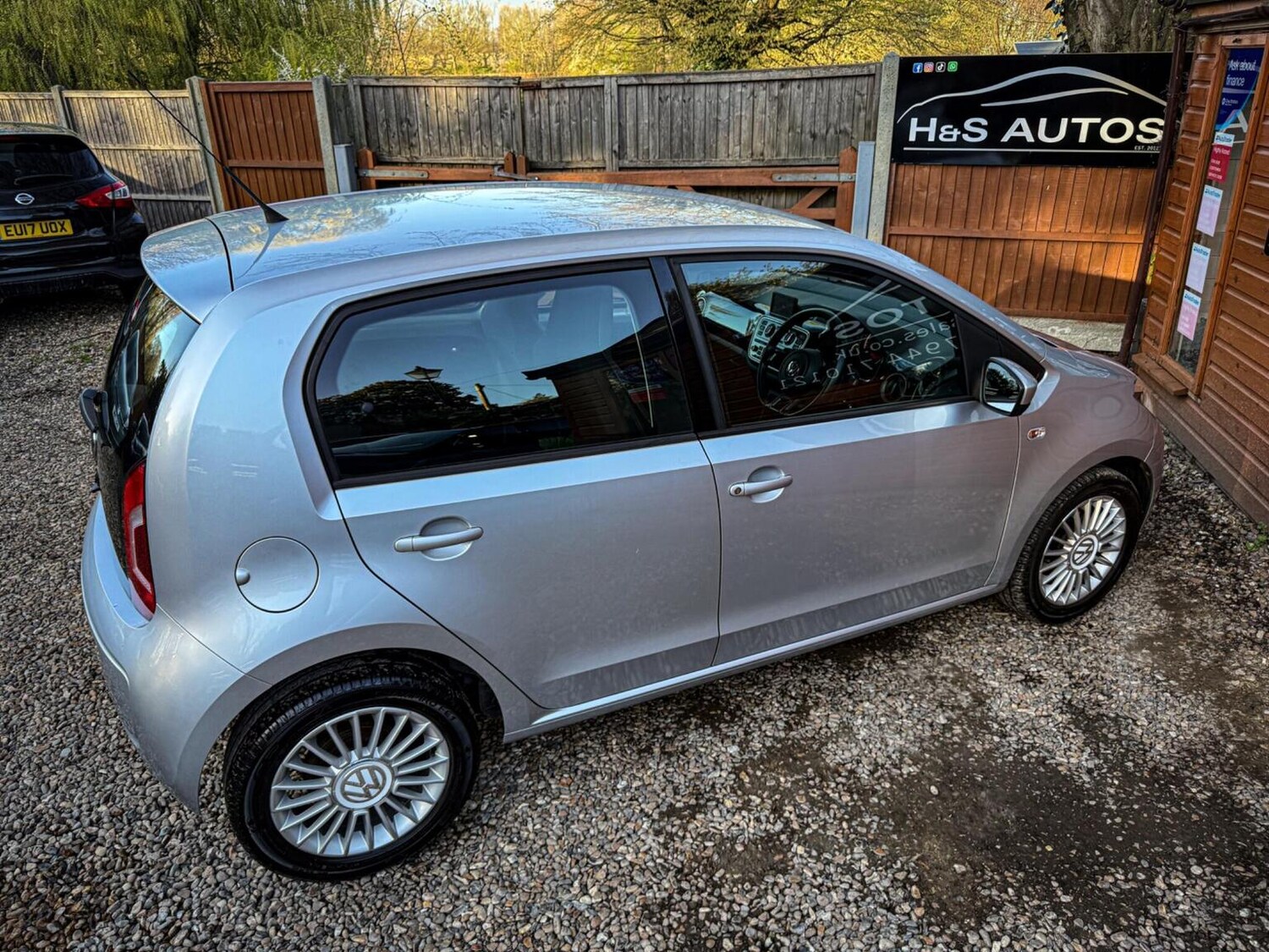 Used Volkswagen up! 2013 for sale - 77931255: Photo 18