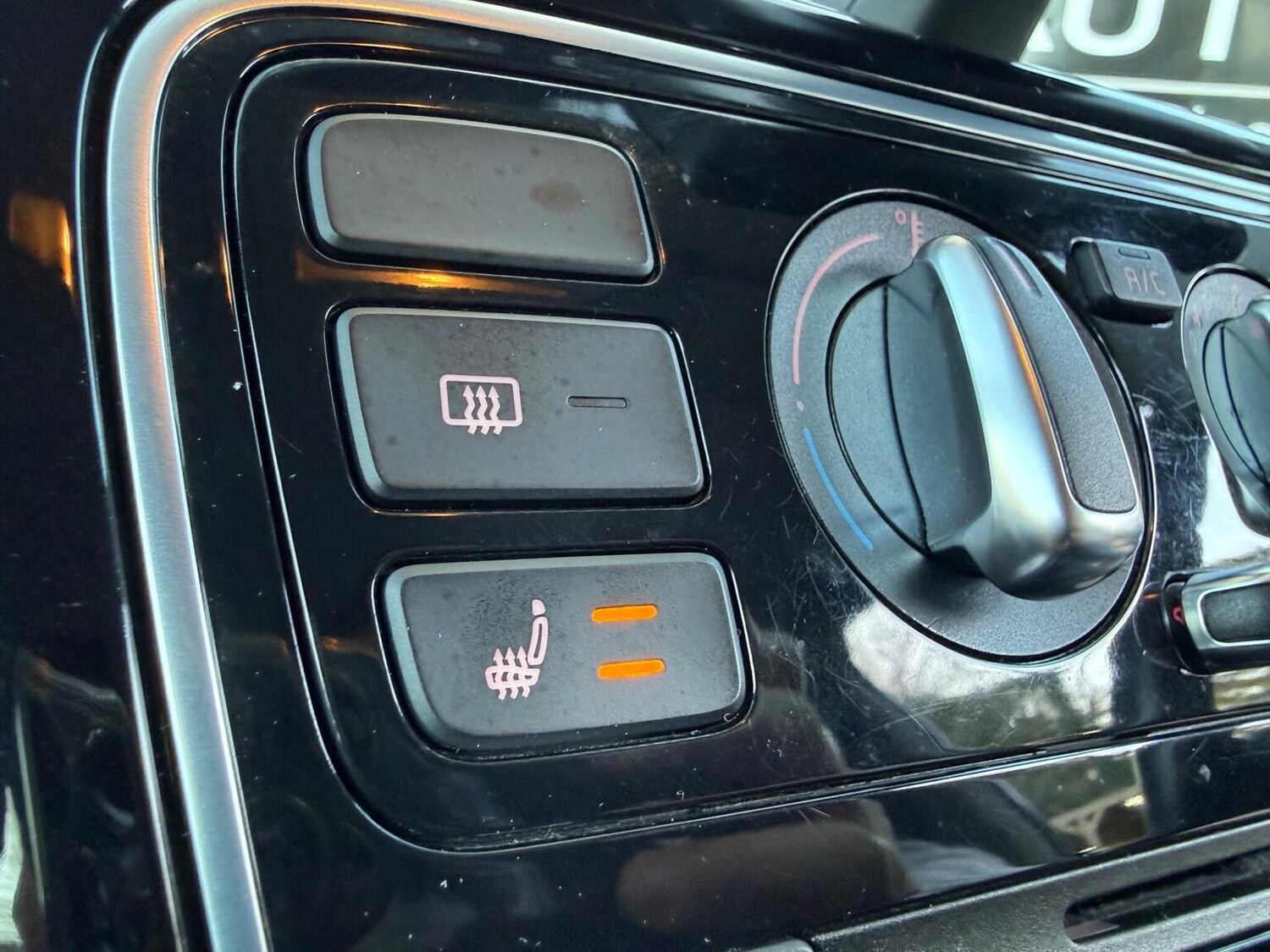 Used Volkswagen up! 2013 for sale - 77931255: Photo 23