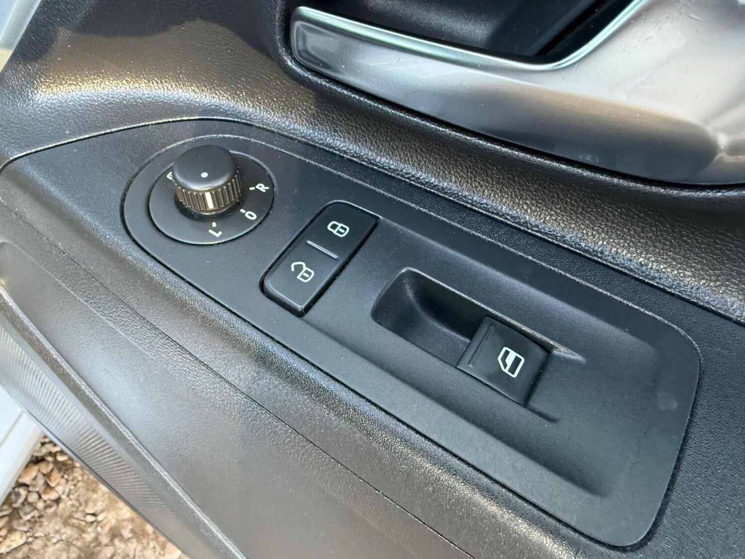 Used Volkswagen up! 2013 for sale - 77931255: Photo 29