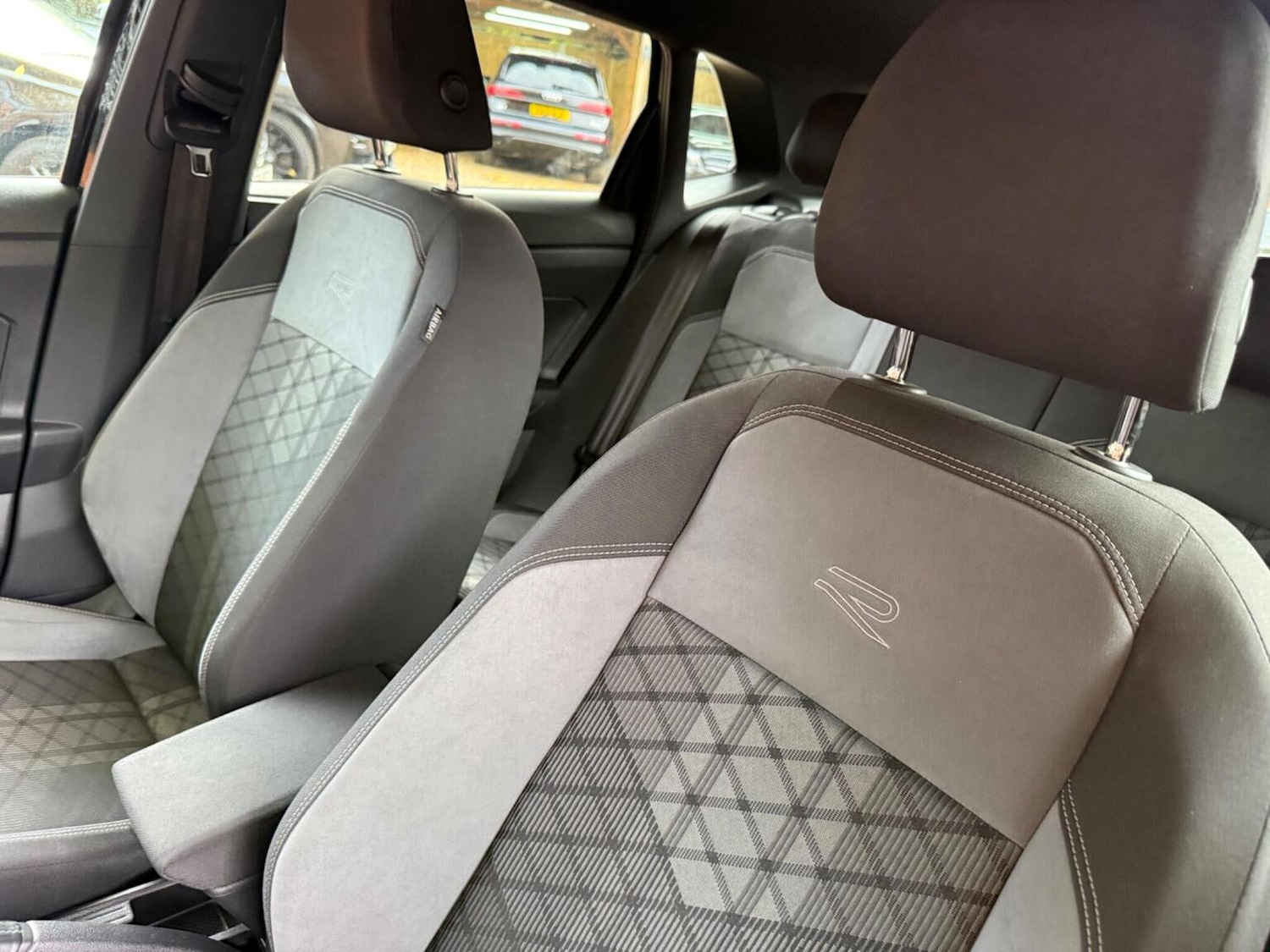 Used Volkswagen Polo 2022 for sale - 76380322: Photo 24