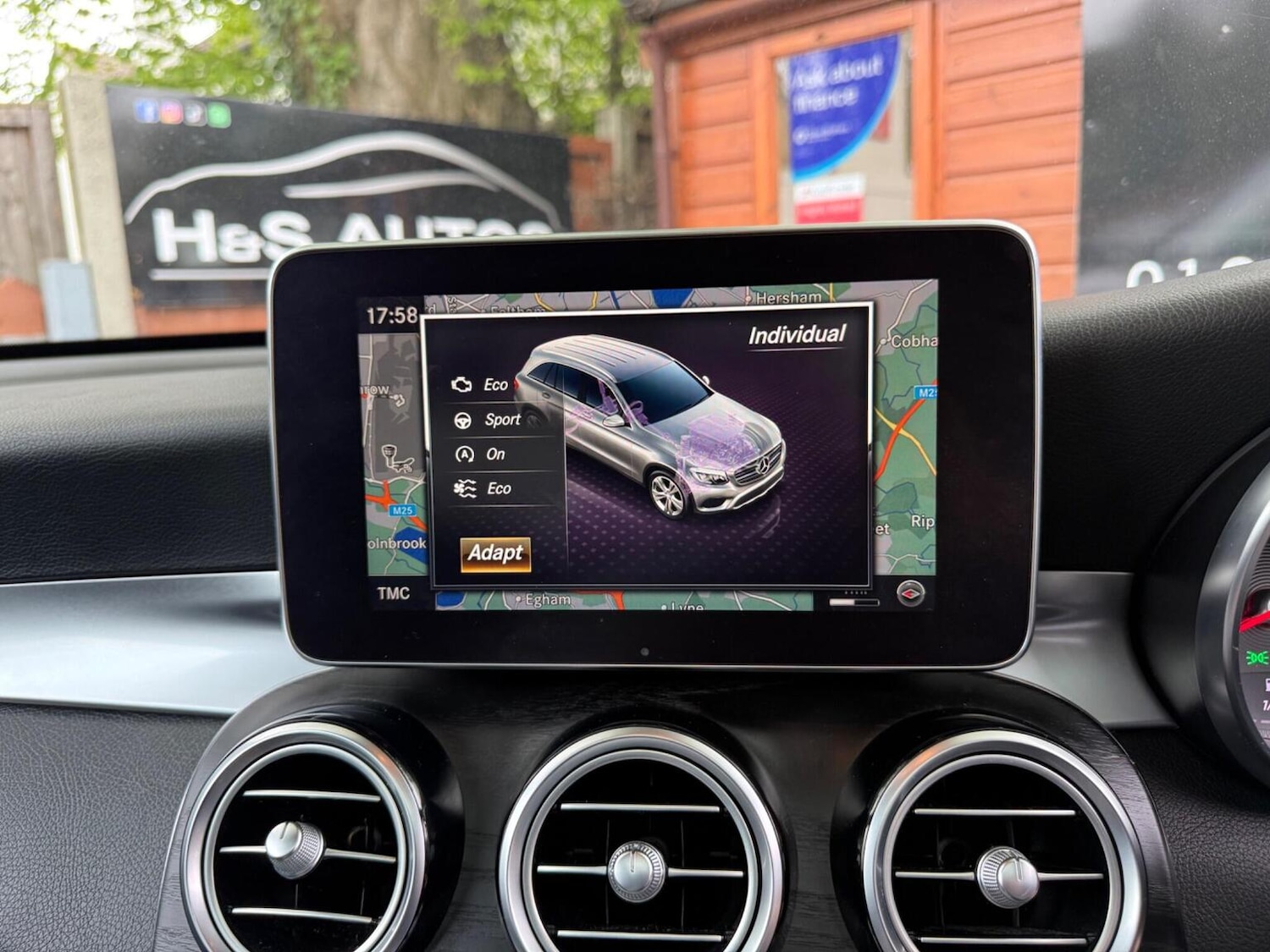 Used Mercedes-Benz GLC 2018 for sale - 78209969: Photo 28