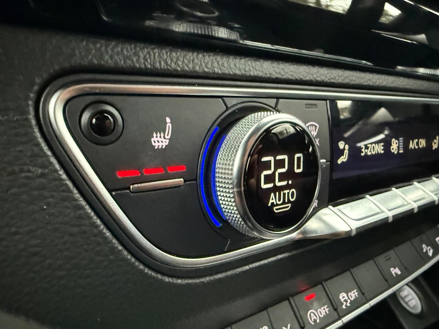 Used Audi Q5 2020 for sale - 77687647: Photo 33