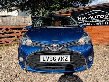 Used Toyota Yaris 2016 for sale - 78858171: Photo