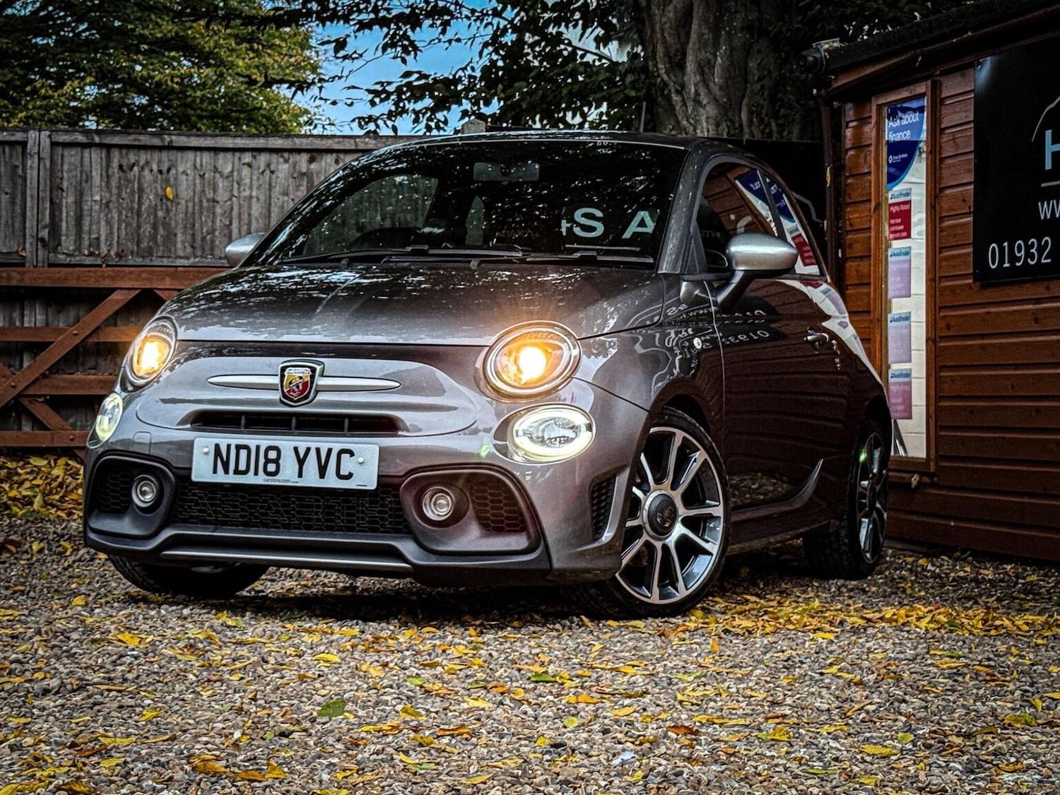 Used Abarth 595 2018 for sale - 76358132: Photo 4