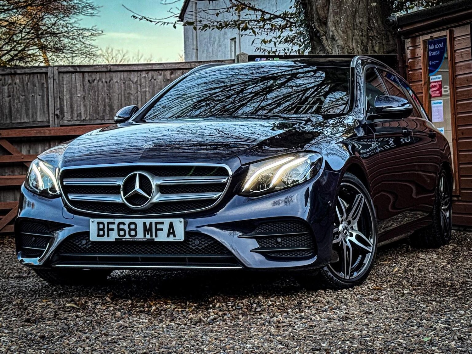 Used Mercedes-Benz E Class 2018 for sale - 76725658: Photo 3