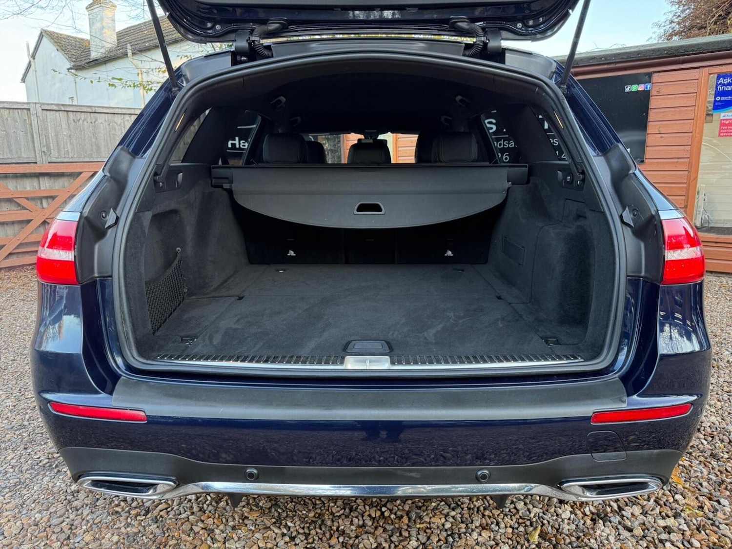 Used Mercedes-Benz E Class 2018 for sale - 76725658: Photo 42