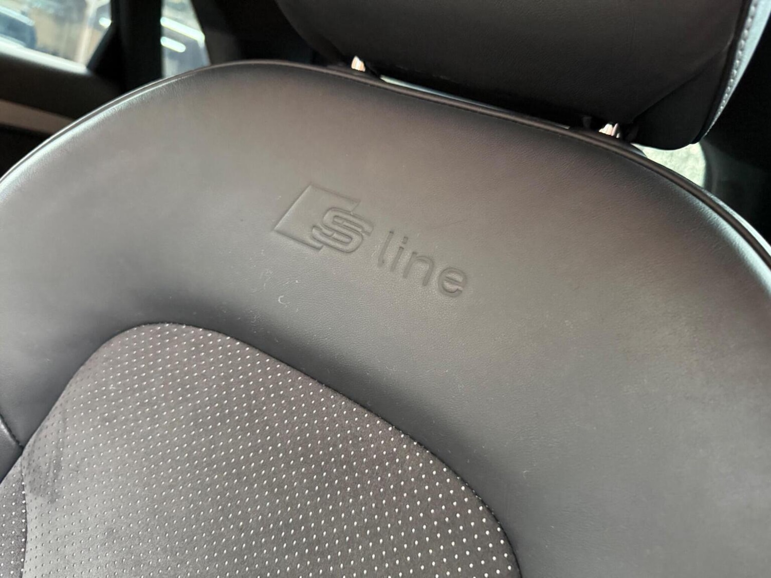 Used Audi Q3 2017 for sale - 76769777: Photo 38