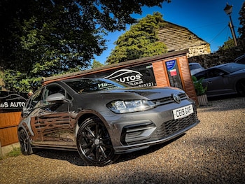 Used Volkswagen Golf 2019 for sale - 79162236: Photo
