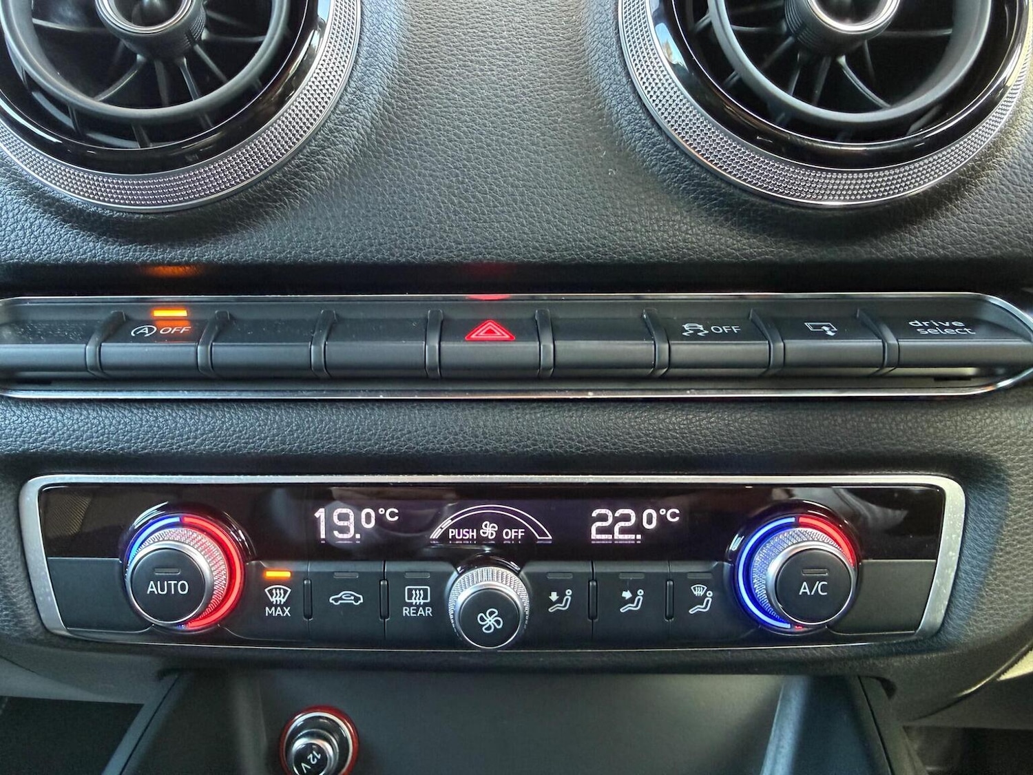 Used Audi A3 2014 for sale - 77931252: Photo 28