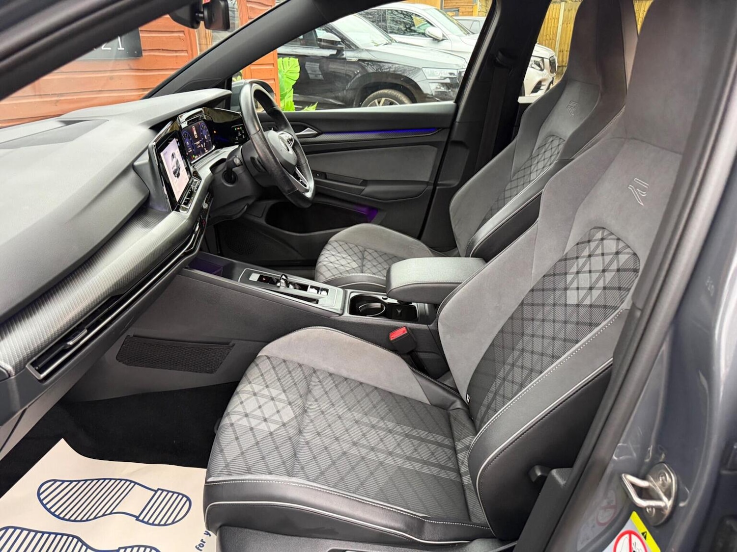 Used Volkswagen Golf 2020 for sale - 77961944: Photo 41