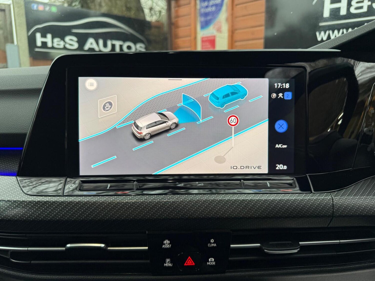 Used Volkswagen Golf 2020 for sale - 77635324: Photo 33