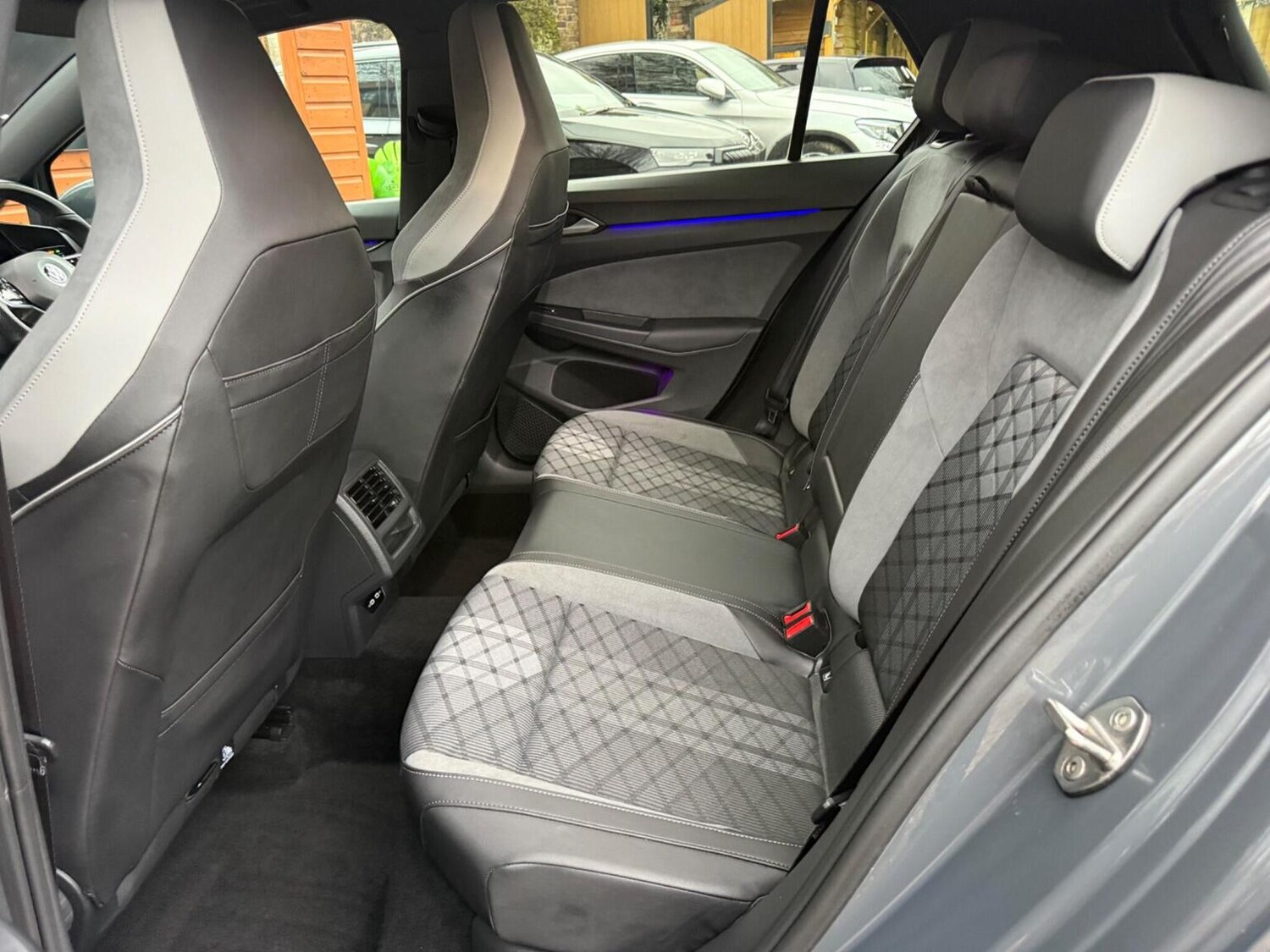 Used Volkswagen Golf 2020 for sale - 77635324: Photo 42