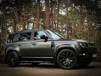 Used Land Rover Defender 110 2022 for sale - 78201956: Photo