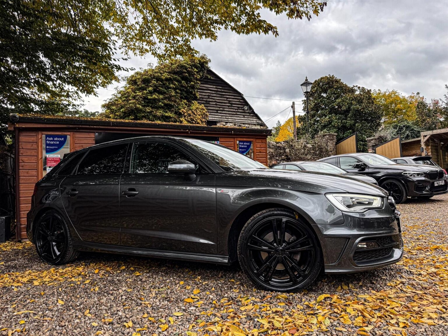 Used Audi A3 2016 for sale - 76483062: Photo 2