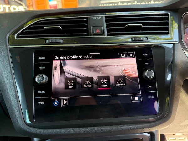 Used Volkswagen Tiguan 2020 for sale - 75667983: Photo 35