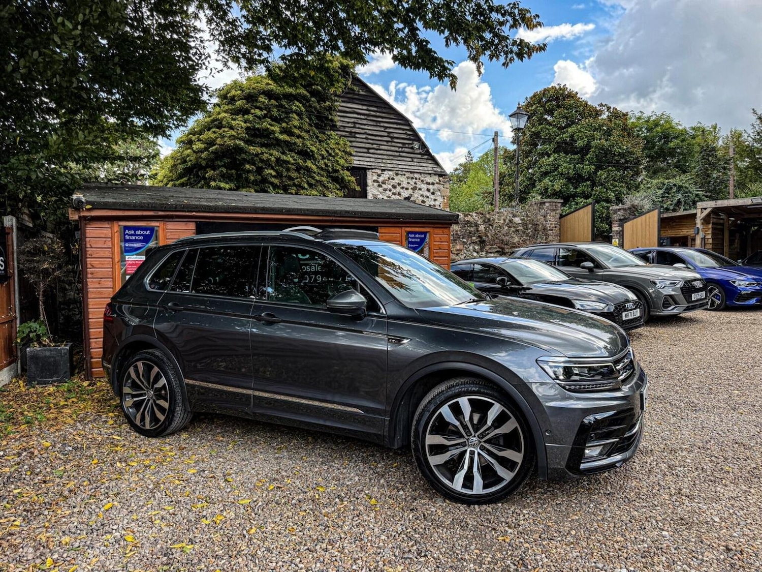 Used Volkswagen Tiguan 2019 for sale - 77584583: Photo 2