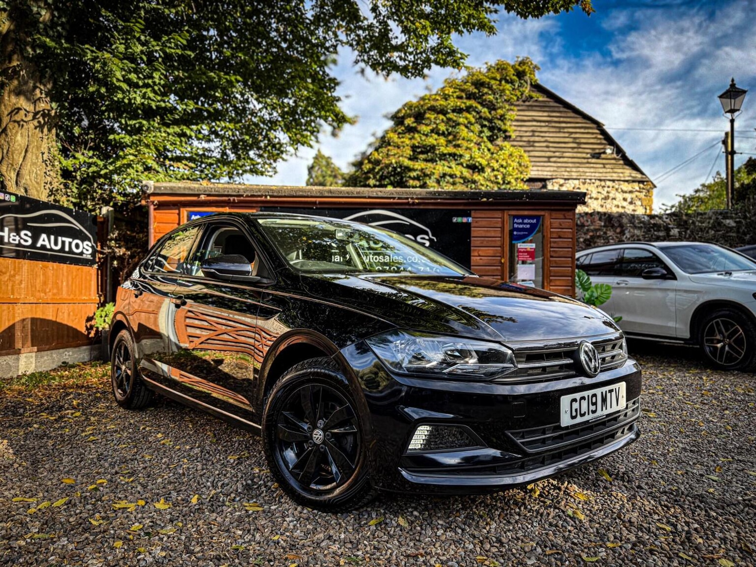 Used Volkswagen Polo 2019 for sale - 76430921: Photo 1