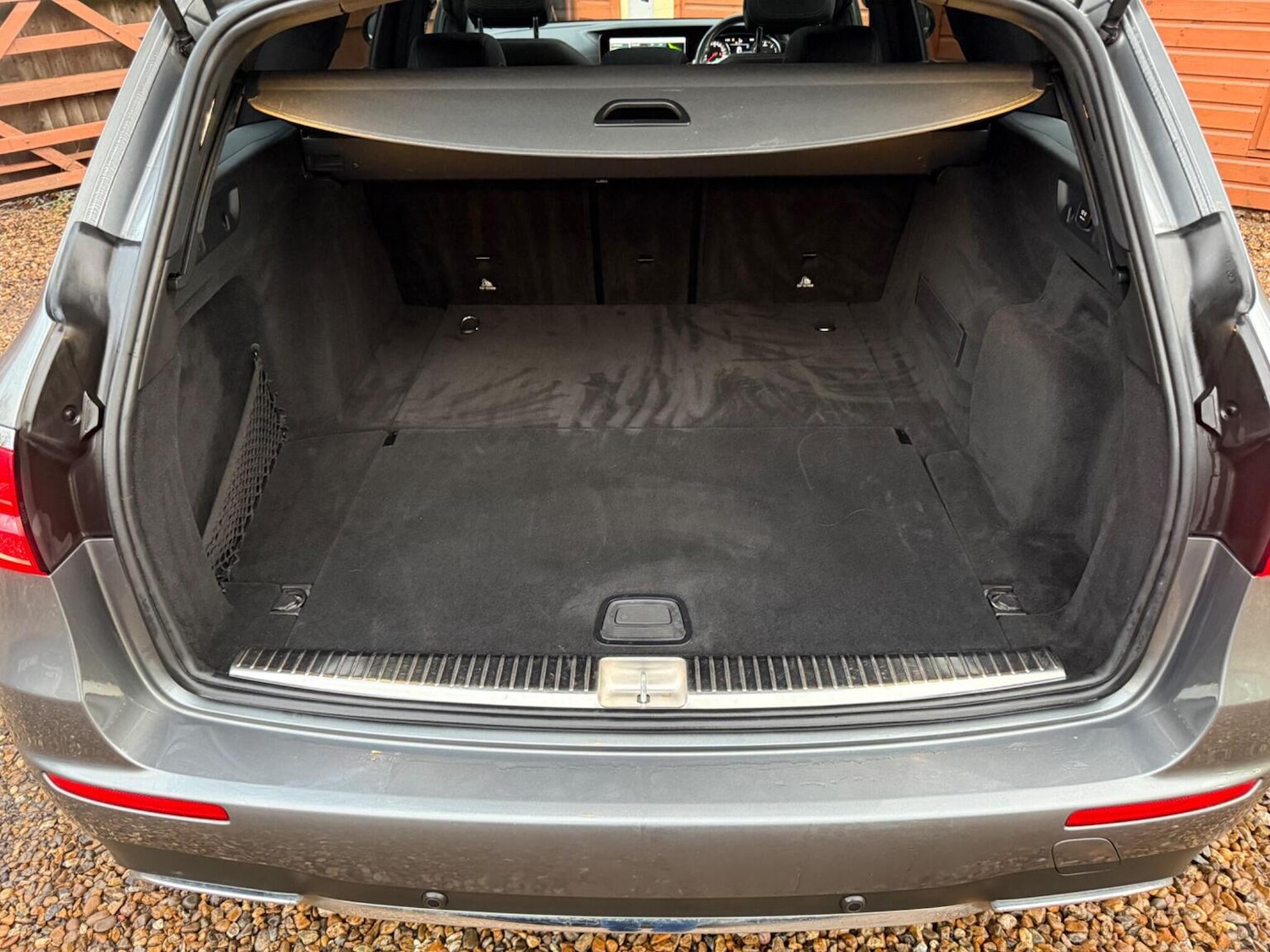 Used Mercedes-Benz E Class 2018 for sale - 77240303: Photo 11