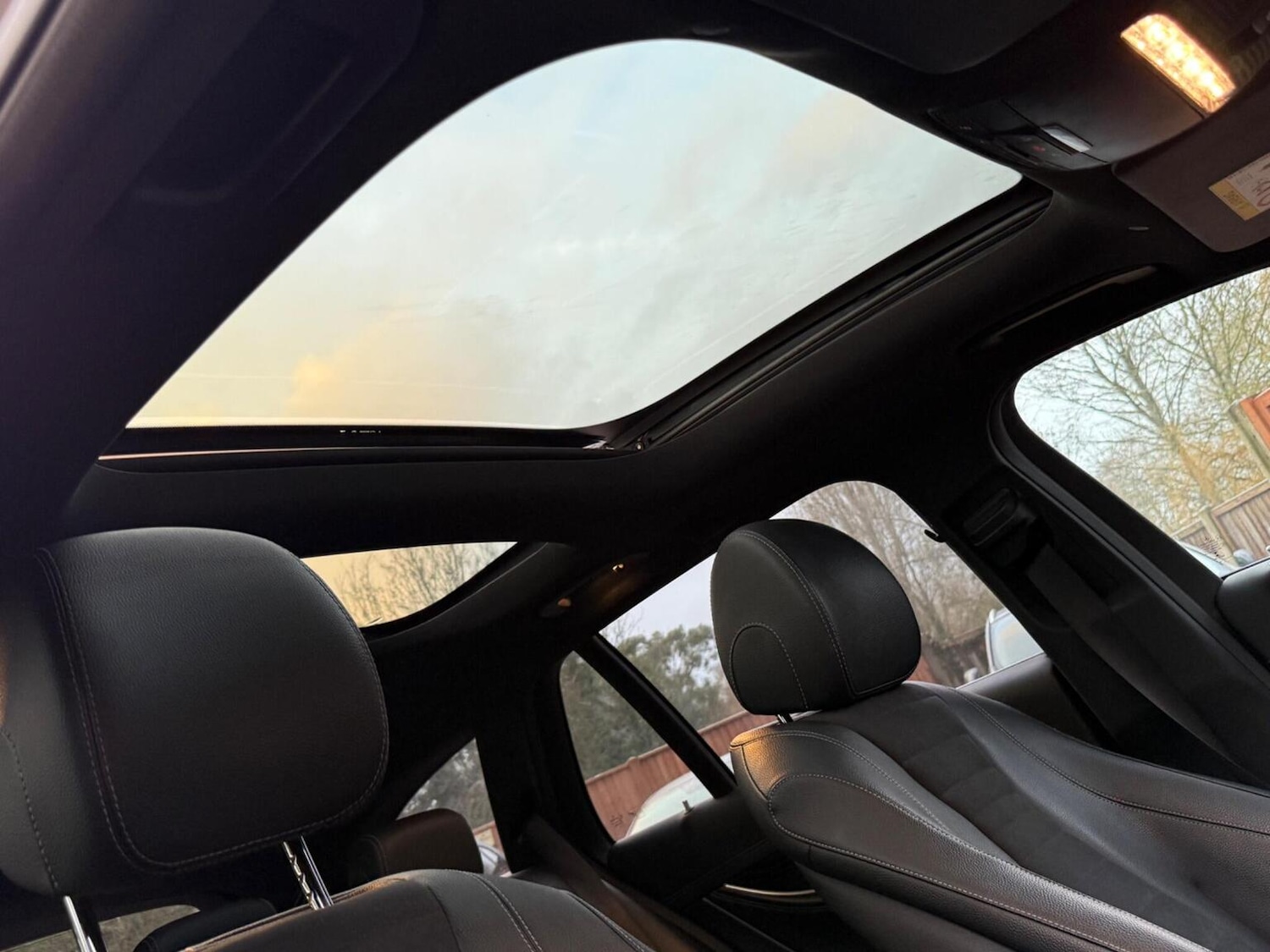 Used Mercedes-Benz E Class 2018 for sale - 77240303: Photo 17