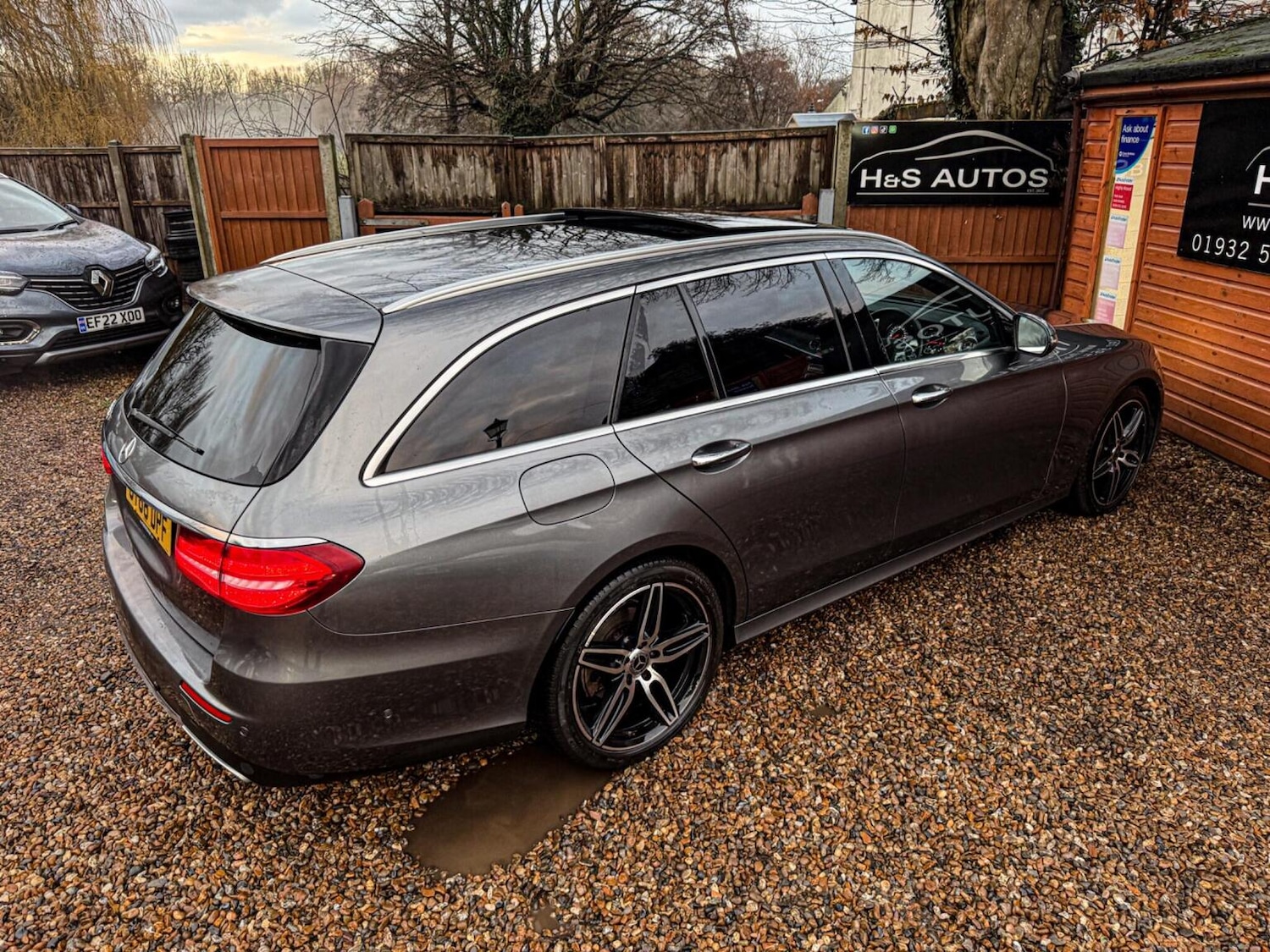 Used Mercedes-Benz E Class 2018 for sale - 77240303: Photo 3