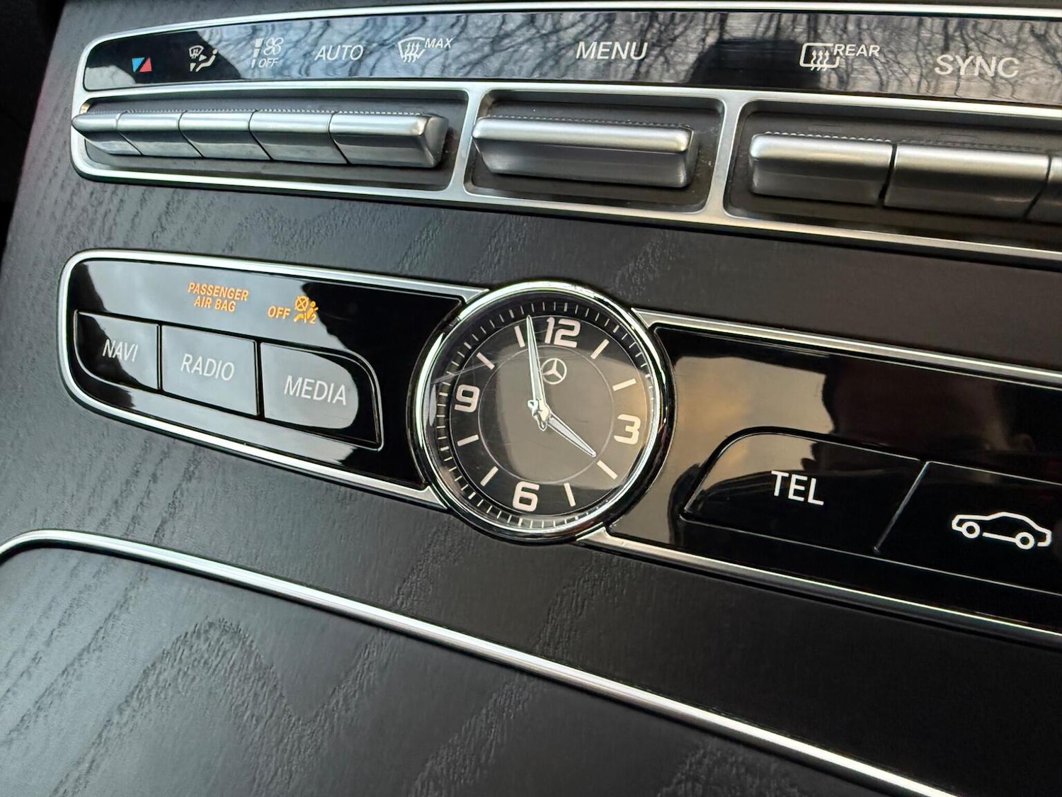 Used Mercedes-Benz E Class 2018 for sale - 77240303: Photo 39