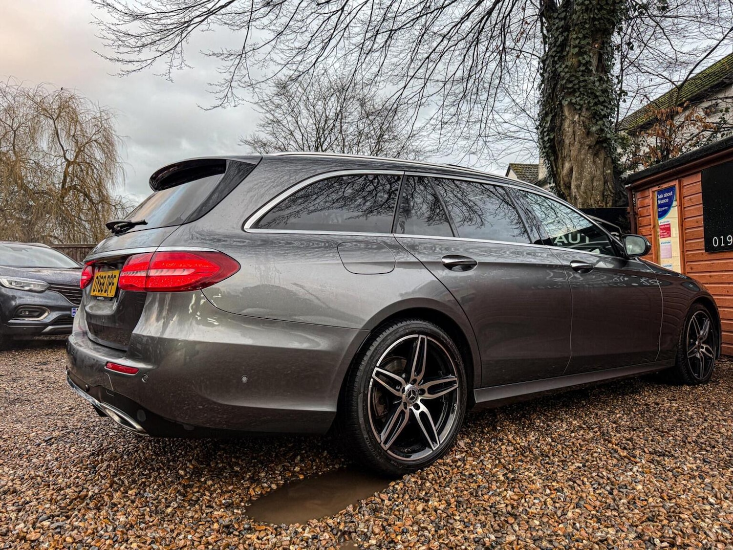 Used Mercedes-Benz E Class 2018 for sale - 77240303: Photo 4