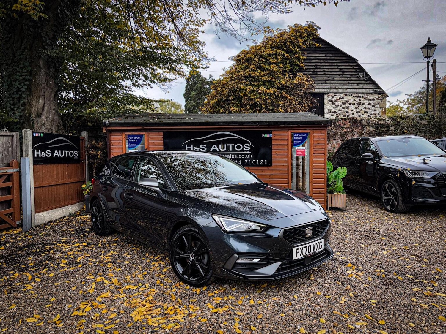 Used SEAT Leon 2020 for sale - 76741397: Photo 2