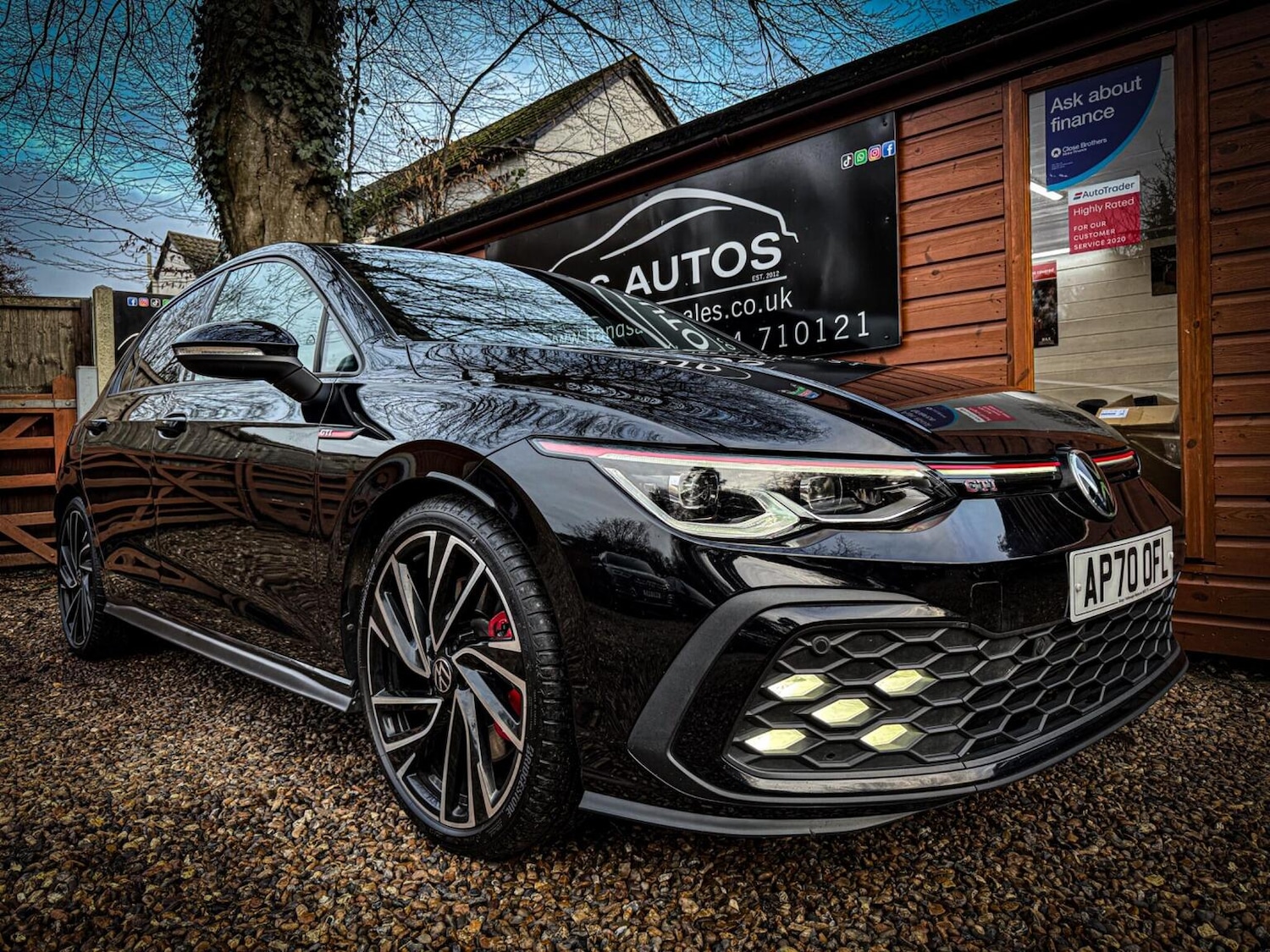 Used Volkswagen Golf 2020 for sale - 77207199: Photo 2