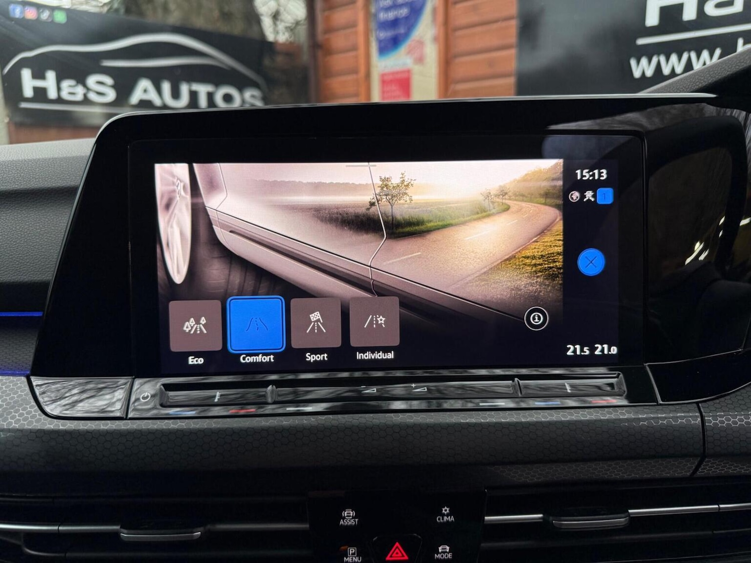 Used Volkswagen Golf 2020 for sale - 77207199: Photo 24