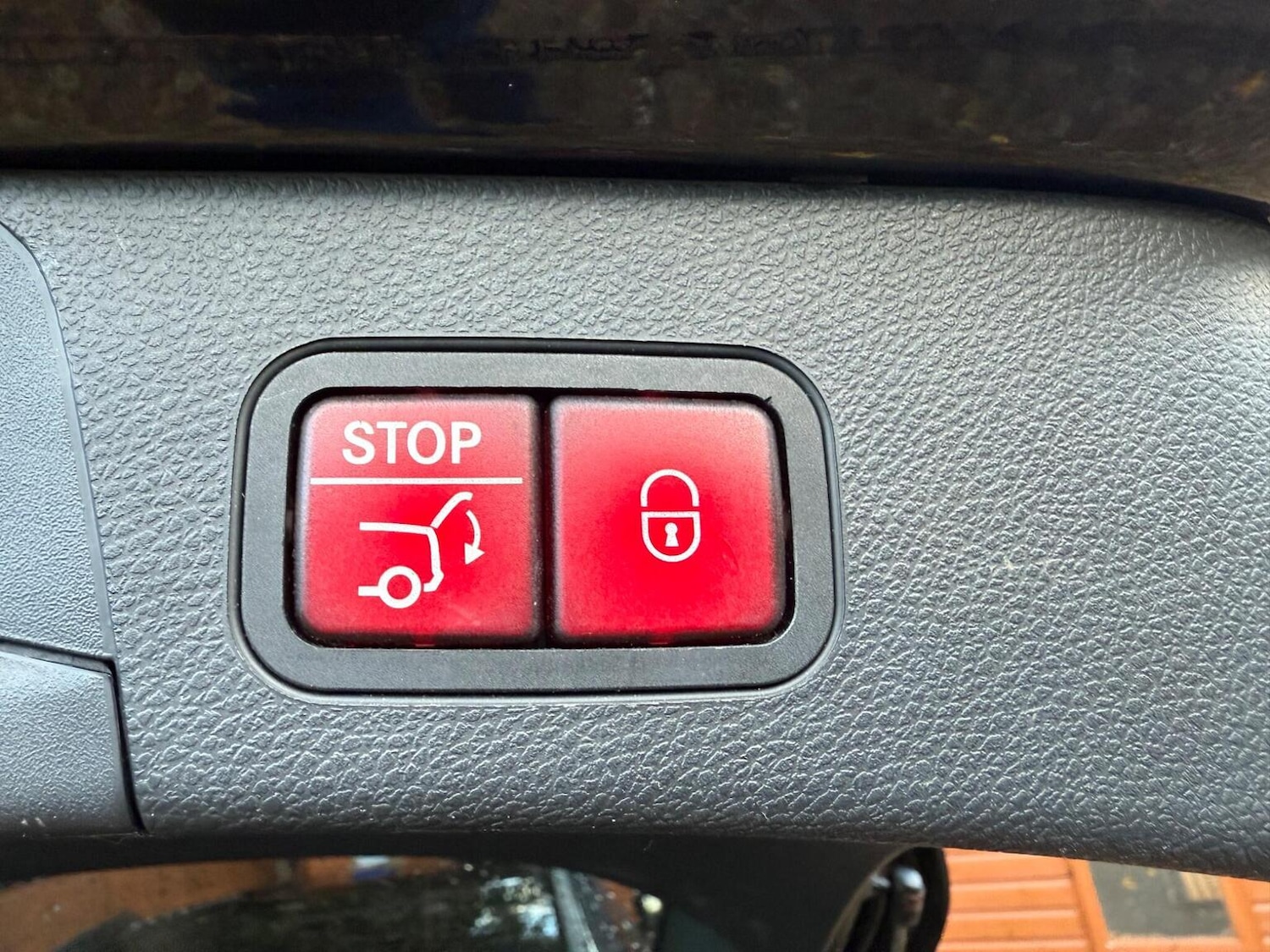 Used Mercedes-Benz C Class 2017 for sale - 77535868: Photo 41