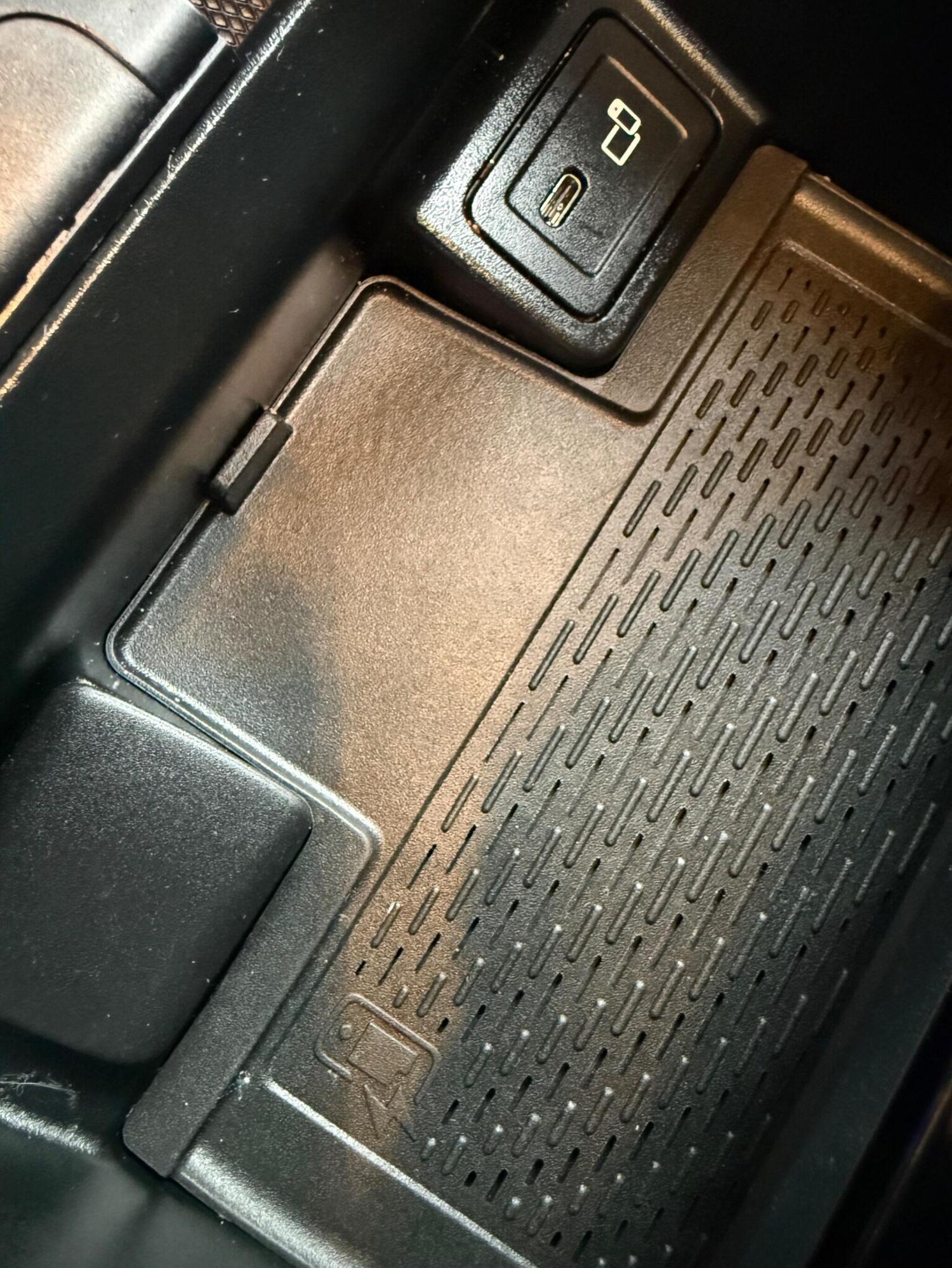 Used Mercedes-Benz B Class 2020 for sale - 77844966: Photo 30