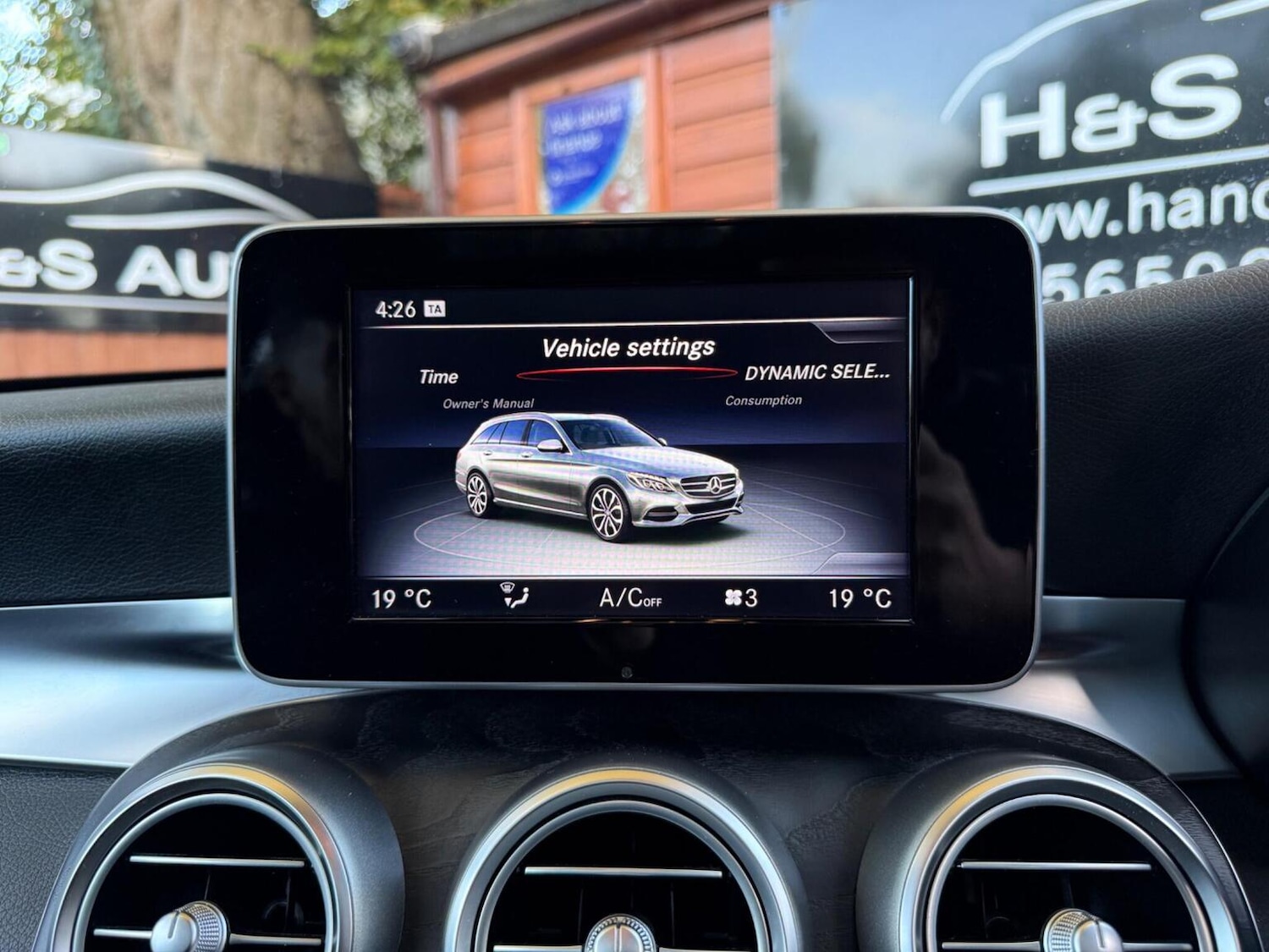 Used Mercedes-Benz C Class 2017 for sale - 76380323: Photo 21