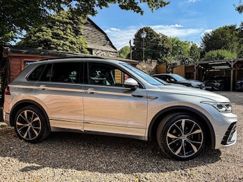 Used Volkswagen Tiguan 2020 for sale - 76692787: Photo