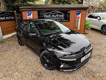 Used Volkswagen Polo 2018 for sale - 76257653: Photo 2