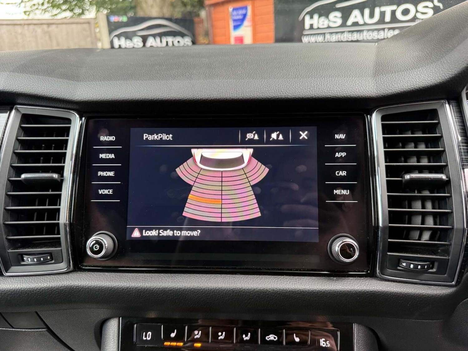 Used Skoda Kodiaq 2017 for sale - 76164573: Photo 35
