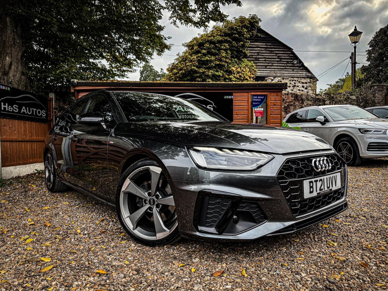 Used Audi A4 Avant 2021 for sale - 76358033: Photo 1