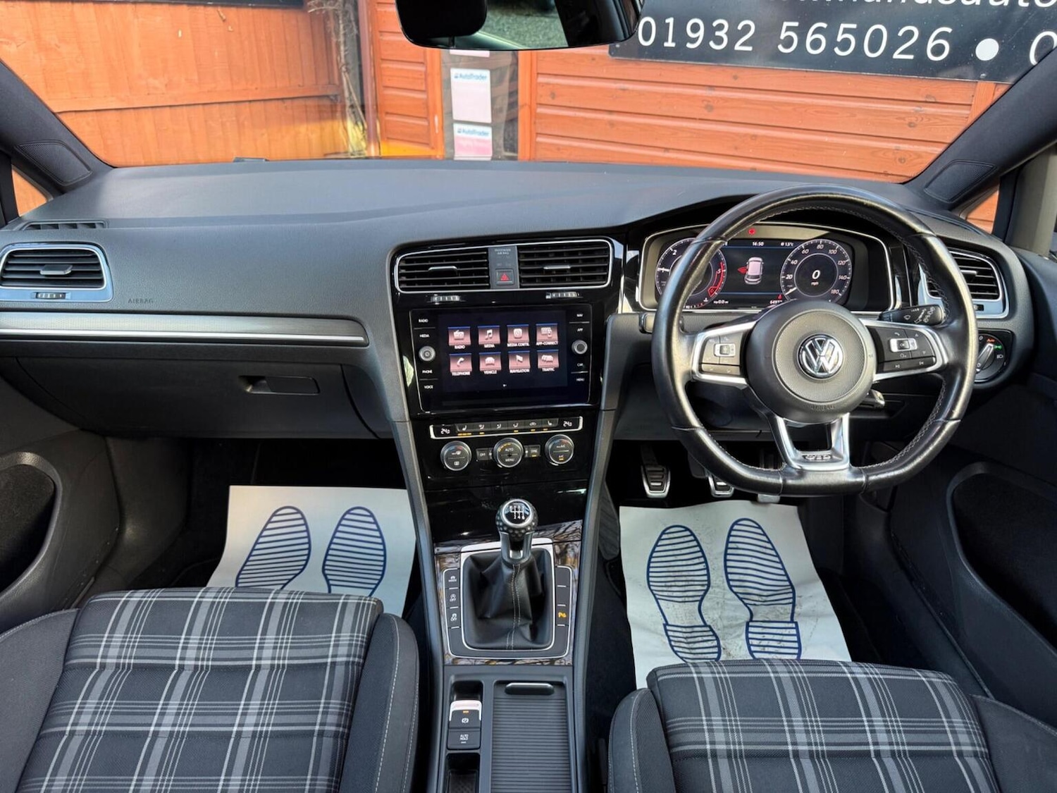 Used Volkswagen Golf 2017 for sale - 77251232: Photo 21