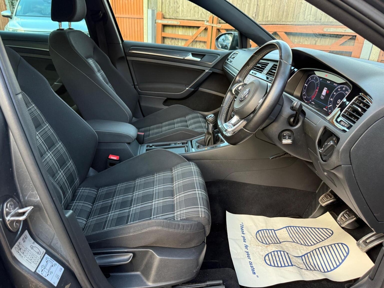 Used Volkswagen Golf 2017 for sale - 77251232: Photo 24