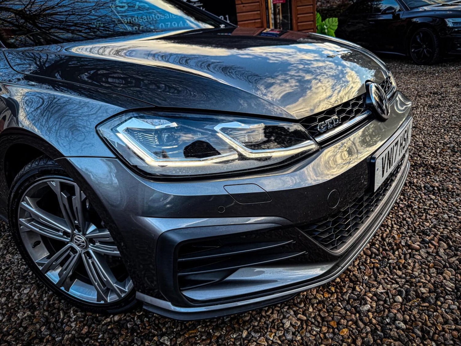 Used Volkswagen Golf 2017 for sale - 77251232: Photo 3