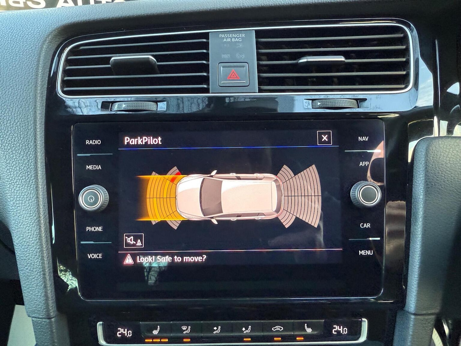 Used Volkswagen Golf 2017 for sale - 77251232: Photo 36