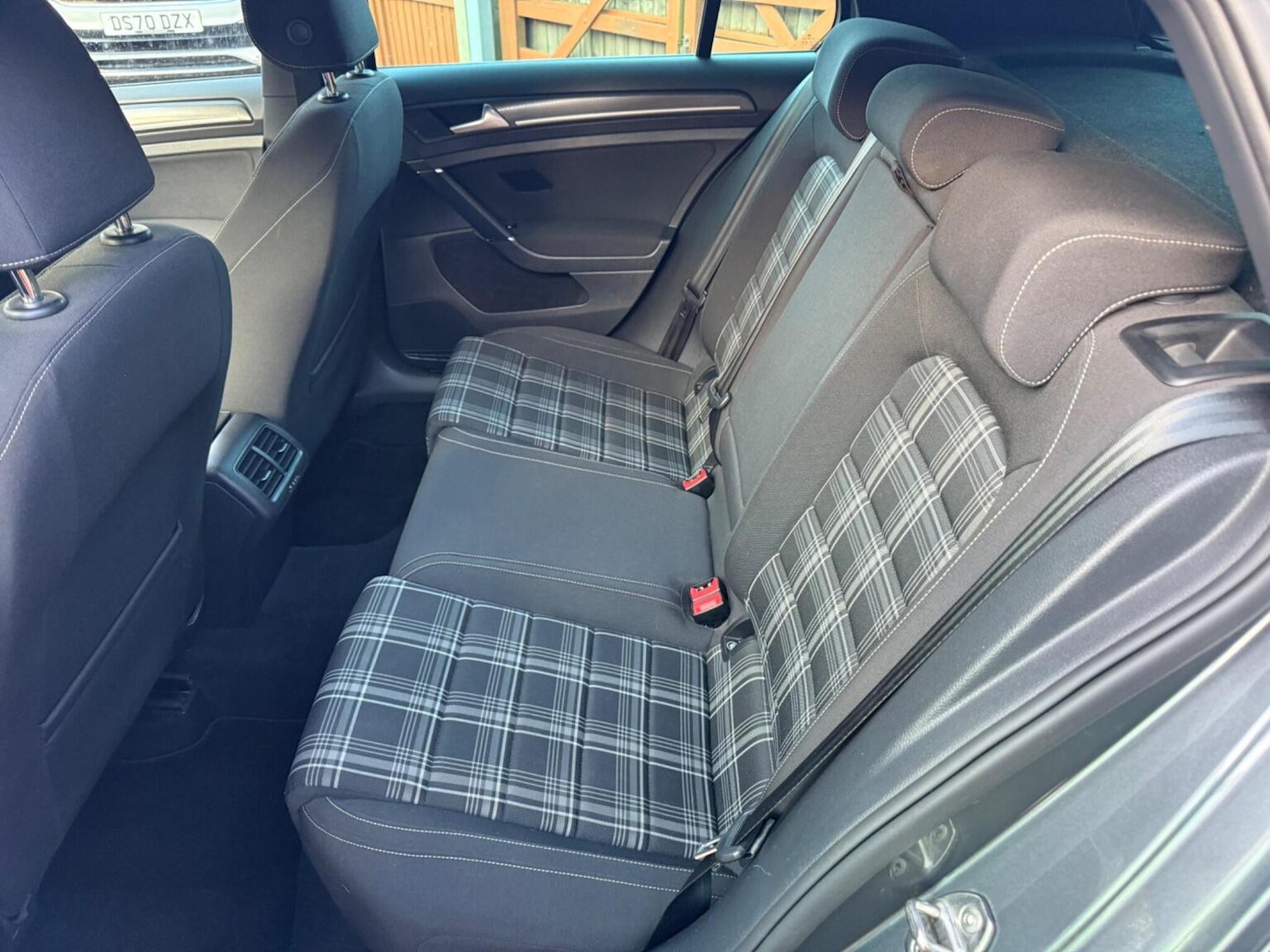 Used Volkswagen Golf 2017 for sale - 77251232: Photo 48