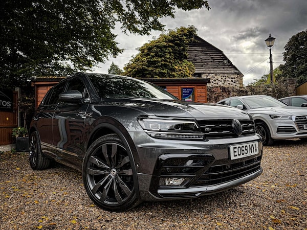 Used Volkswagen Tiguan 2019 for sale - 76257611: Photo 1