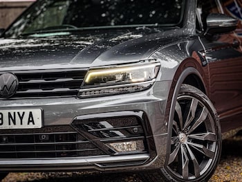 Used Volkswagen Tiguan 2019 for sale - 76257611: Photo 2