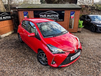 Used Toyota Yaris 2018 for sale - 77357398: Photo